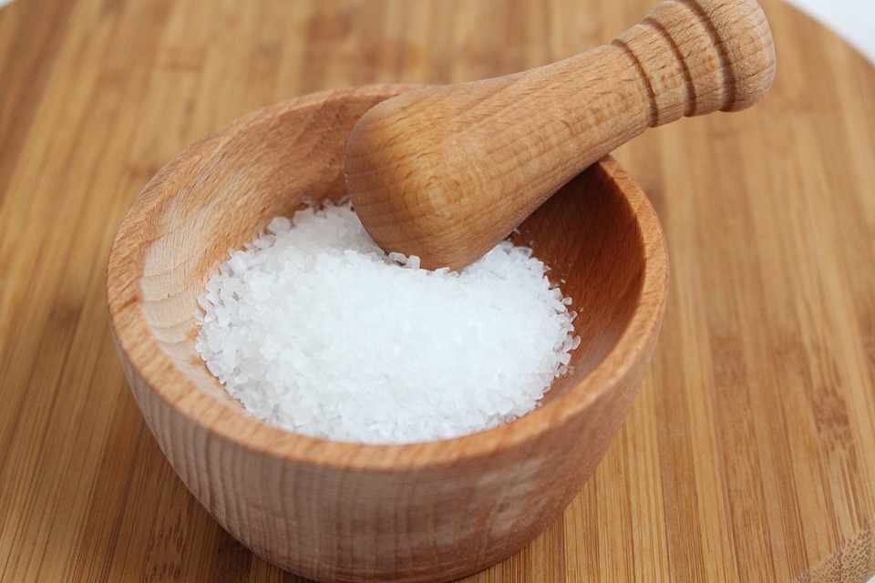 「水塩（みずしお）」の作り方と使い方！江戸時代の超万能調味料が現代も売っている！