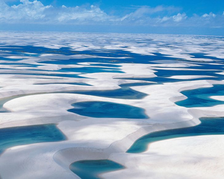 ブラジル・レンソイス砂丘なぜ白い？ウユニ塩湖並みの絶景！！行き方は・・・